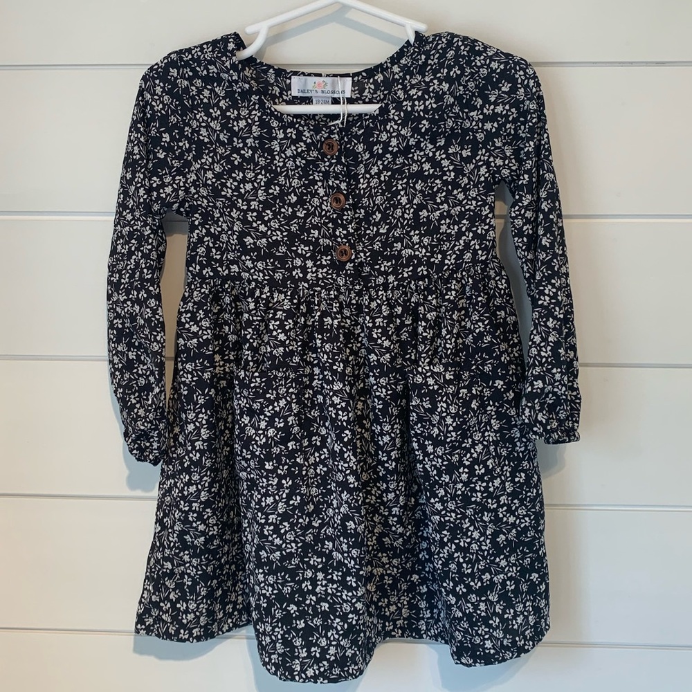 NWT-Black and white floral dress from Bailey’s Blossoms
